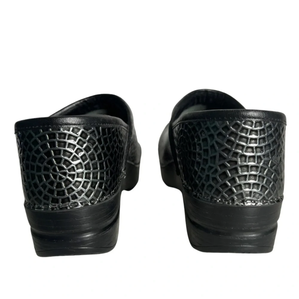 Dansko Mosaic Women’s Black Gray Patent Leather Slip On Clogs Shoes Size 8.5-9 - Picture 8 of 11
